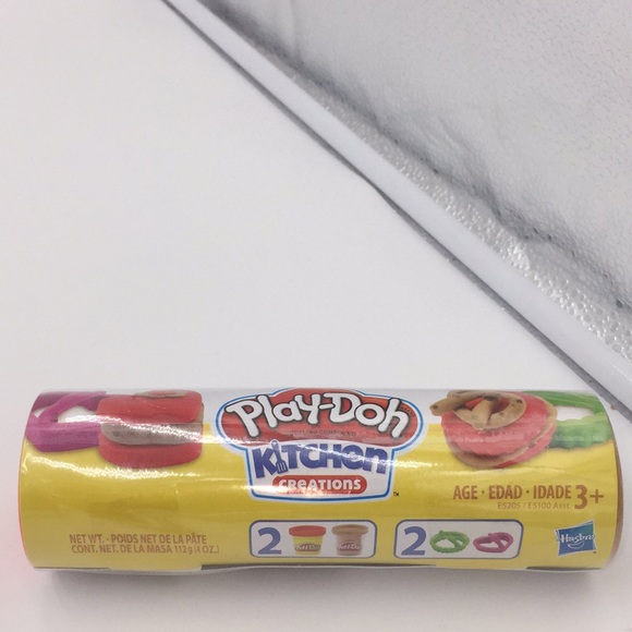 7 Play-Doh Kitchen Creations Case of Cookie Canisters in Retail Display Box - Picture 7 of 12